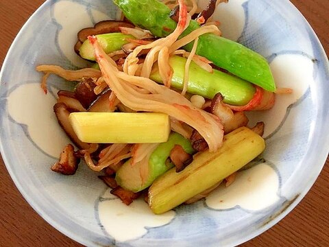 作り置き♪アスパラとカニカマと椎茸のバター醤油炒め